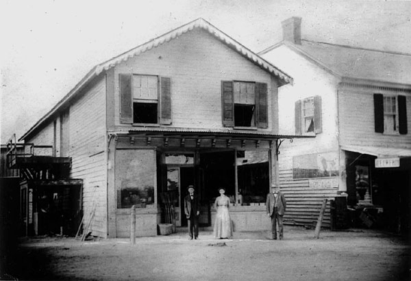 powell's Store post 1911